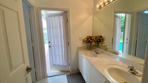 12834 21 St, Hollywood FL 33024-3216 exterior