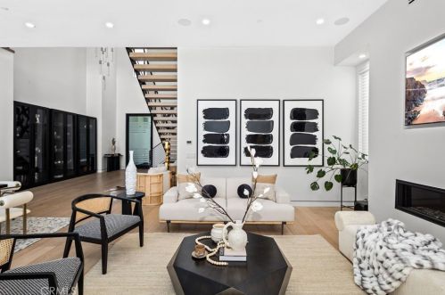 18852 Canyon Crest Dr, Orange CA 92861-2806 exterior