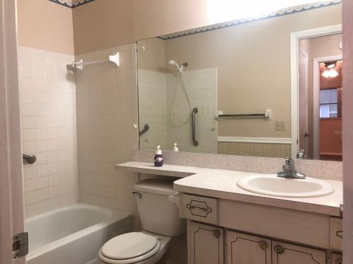 6855 Versailles, Pinellas Park FL  33781-1114 exterior