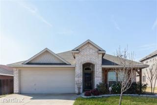 1012 Junegrass Ln, Crowley TX  76036-4064 exterior