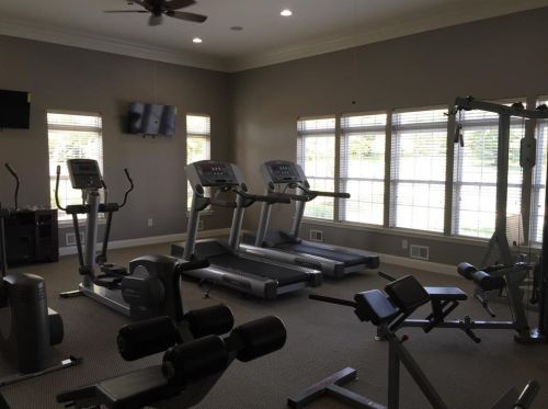 307 Waterford Ter, Easton PA  18042-6970 exterior