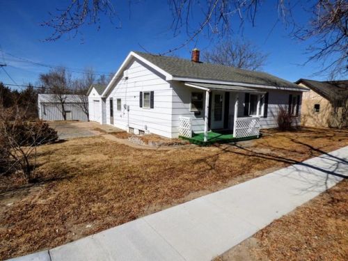405 1st St, Stuttgart KS  67661-2307 exterior