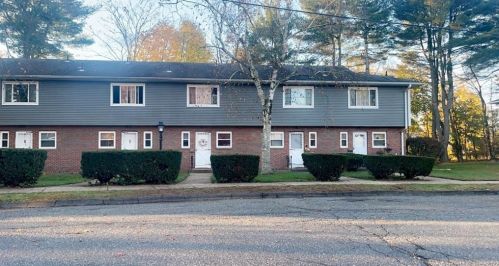11 Camelot Dr, Bloomfield, CT 06002-2757