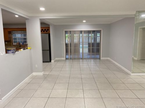 1007 46th Ave, Hollywood FL  33021-5319 exterior