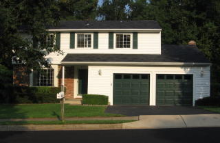 8094 Winding Way Ct, Springfield, VA 22153-2433