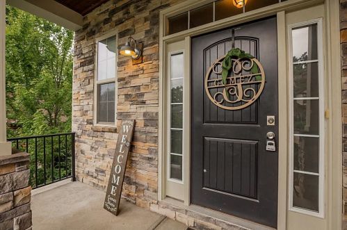 11 Kennedy Rd, Covington, KY 41011-3667