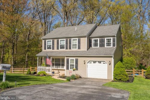 1722 Julie Dr, Downingtown, PA 19335-3580