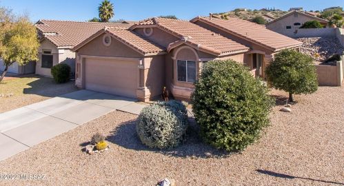 39527 Old Arena Dr, Tucson, AZ 85739-5907