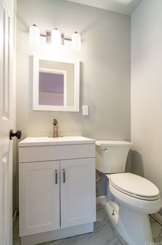 5887 Paramount Dr, Riverside CA 92509-0806 exterior