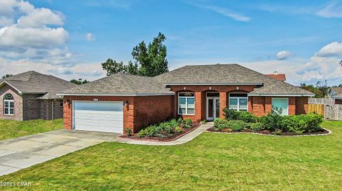 1222 Huntington Ridge Rd, Lynn Haven, FL 32444-3189