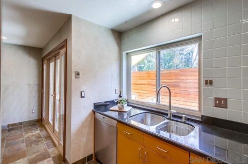 10353 Caminito Rio Branco, San Diego CA 92131-1631 exterior