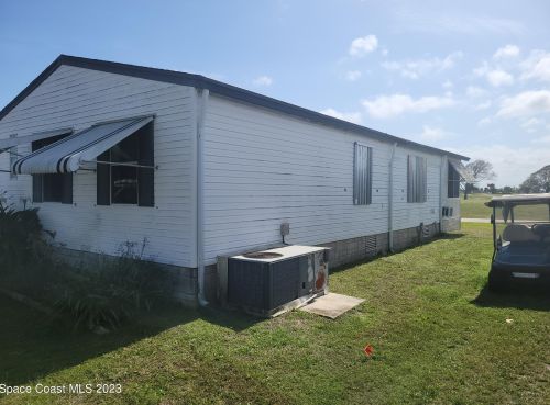 1039 Royal Palm Dr, Sebastian, FL 32976-7011
