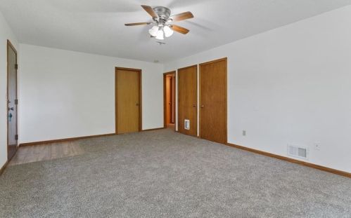 7741 Banks Ct, Inver Grove Heights MN  55077-5810 exterior