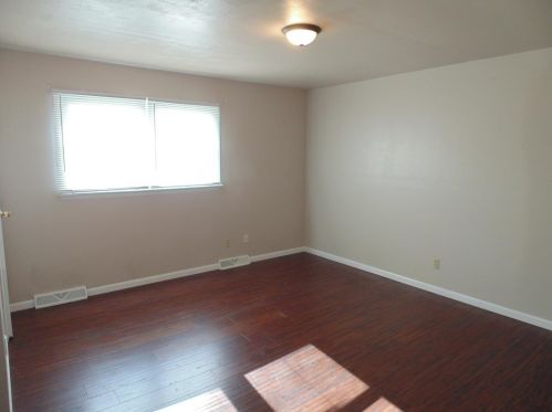 2055 Un St, Gary IN  46405-2453 exterior