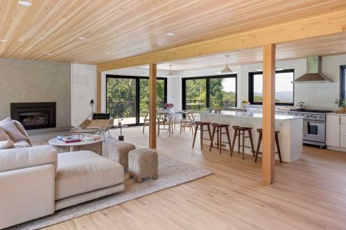 511 Breezy Hl Rd, Hillsdale NY  12529-5056 exterior