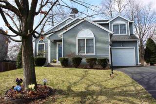 23 Oakleaf Dr, Clifton Park Center, NY 12065-6234