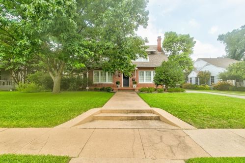 2434 Wabash Ave, Fort Worth, TX 76109-1017