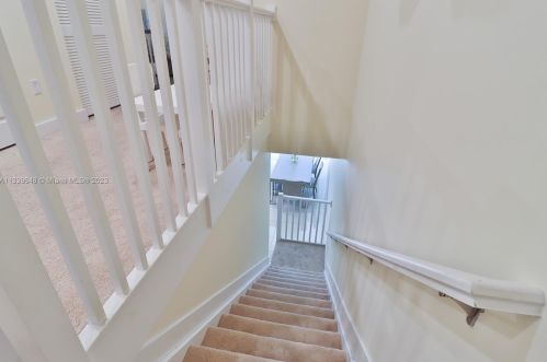 15832 91st Ct, Hialeah FL  33018-1951 exterior