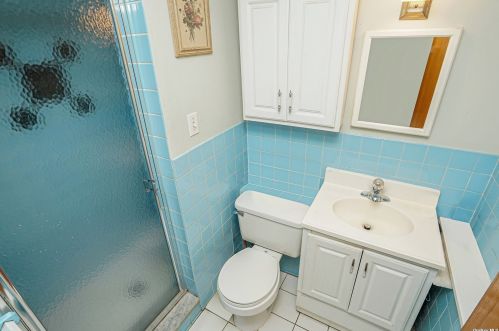 21 Manchester Dr, Bethpage NY  11714-3203 exterior