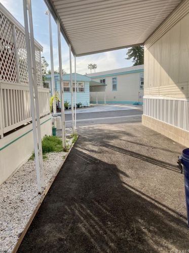 6261 Golden Sands Dr, Long Beach, CA 90803-2316