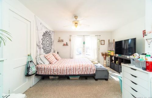 107 Birdsey Ave, Middletown CT  06457-4302 exterior