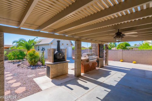 10705 Pinion Ln, Sun City AZ  85373-1829 exterior