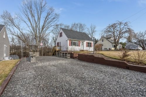 517 Old York Rd, Flemington, NJ 08822-7091