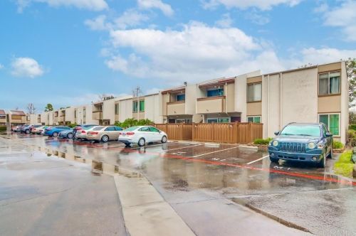 3549 Castle Glen Dr, San Diego CA 92123-2425 exterior