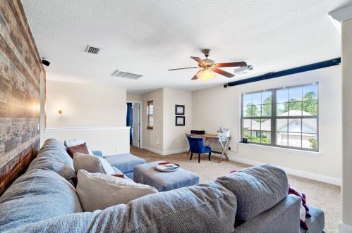 290 Dickens Dr, Freeport FL  32439-2298 exterior