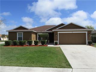 322 64th Avenue Cir, Bradenton, FL 34203-7652