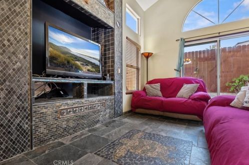 867 9th St, Pismo Beach CA  93433-2737 exterior