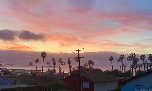 4729 Pescadero Ave, San Diego CA 92107-3541 exterior