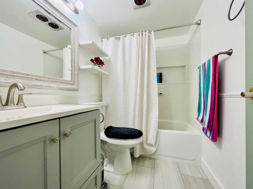 90 Coventry D, West Palm Beach FL  33417-6758 exterior