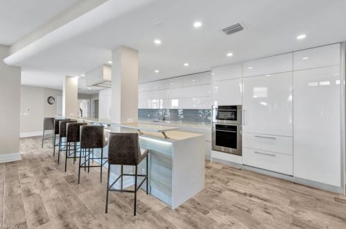 550 Alameda Ct, Marco Island FL  34145-5830 exterior