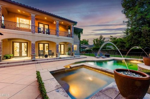 840 Fairway Dr, Bakersfield CA 93309-2416 exterior