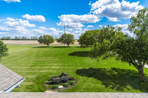 1320 Old Springfield Rd, London OH  43140-9202 exterior