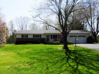 179 Pine Village Dr, Granville, OH 43023-9672