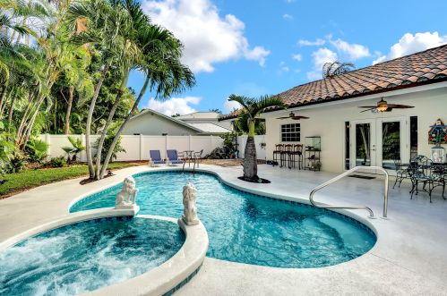 509 Eldorado Ln, Delray Beach FL  33444-1705 exterior