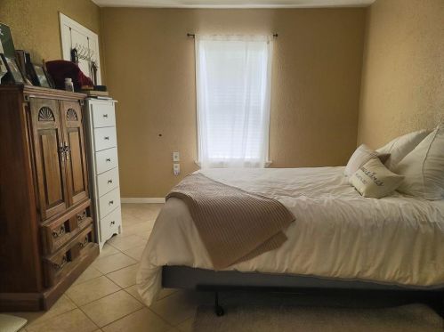 107 Bonita Ave, Galveston TX 77550-3105 exterior