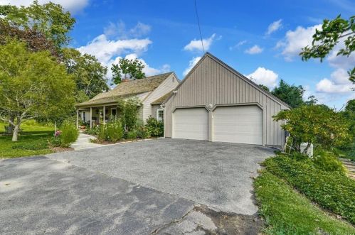 591 Upper Grassy Hill Rd, Woodbury, CT 06798-3110
