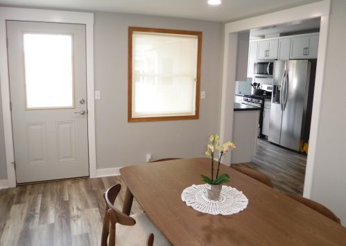 1750 Lilac Dr, Manitowoc WI  54220-6728 exterior