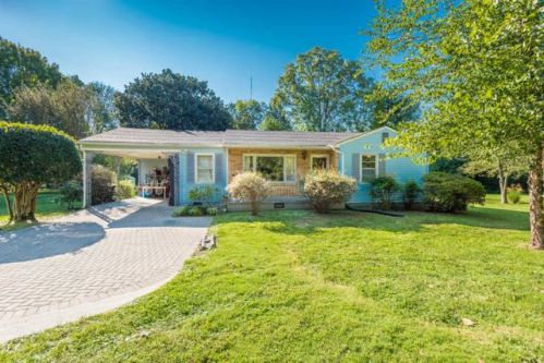 1404 Adair Dr, Knoxville, TN 37918-1331