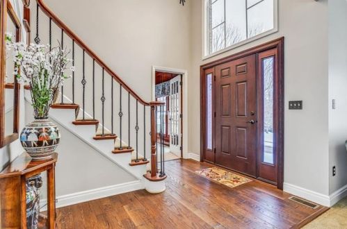 7013 Oak Park Dr, Gibsonia, PA 15044-6184