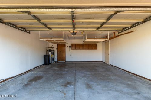 3917 Misty Willow Ln, Glendale AZ  85310-4031 exterior