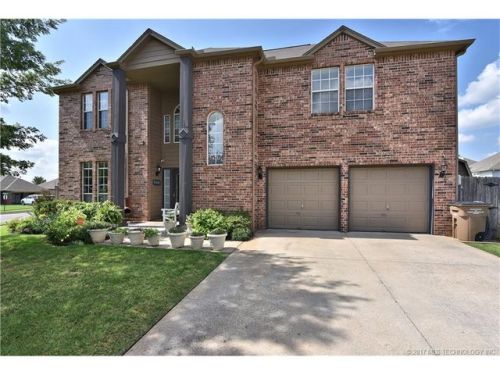 11418 105th East Ave, Bixby OK  74008-2817 exterior