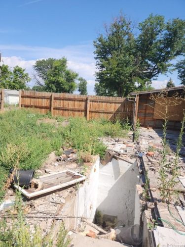 3801 Logan St, Englewood CO 80113-6845 exterior