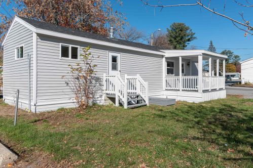 40 Friendship Dr, Salem, NH 03079-3016