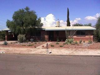 1017 Hampton St, Tucson AZ  85719-3537 exterior