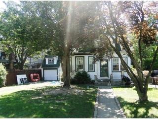 469 Minnieford Ave, Bronx, NY 10464-1230