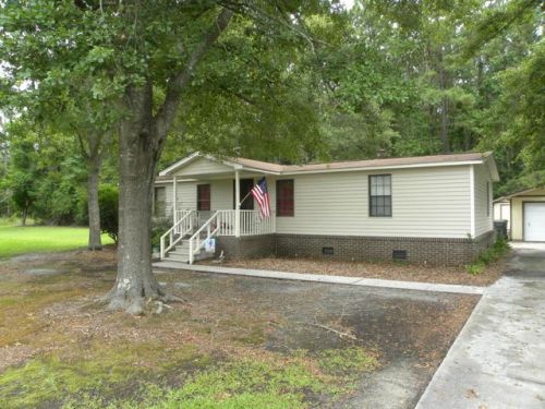 161 Easy St, Harleyville, SC 29448-4231